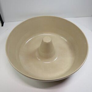 Vintage Anchor Hocking MicroWare Bundt Pan Ring